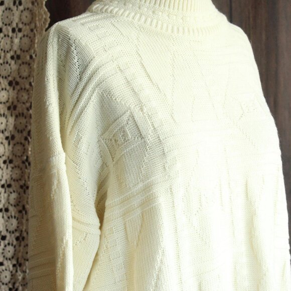 Vintage 1980s 1990s Sweater, Unisex Volup Turning Point White Mock Turtleneck - Picture 6 of 11
